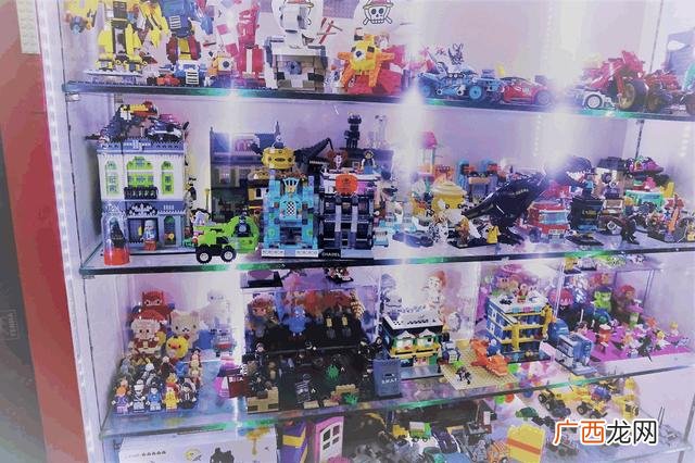 广州进货最便宜的批发市场 二元店广州小商品批发