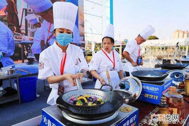 彩色饺子图片 彩色水饺面
