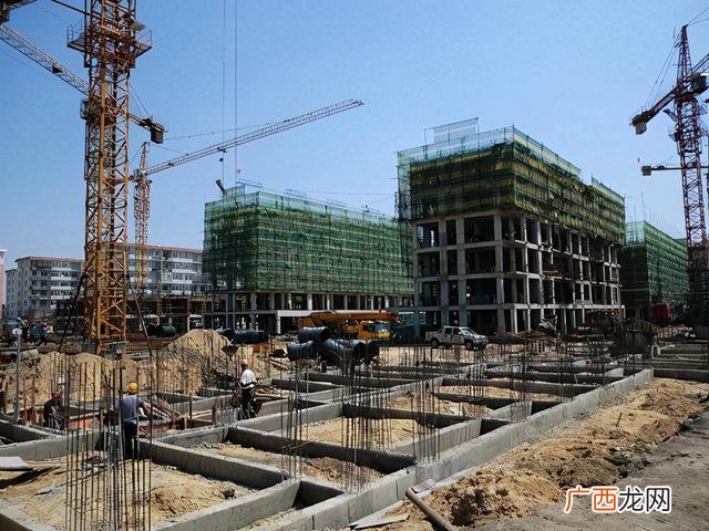 两个标段同一单位中标,标书标段是什么意思