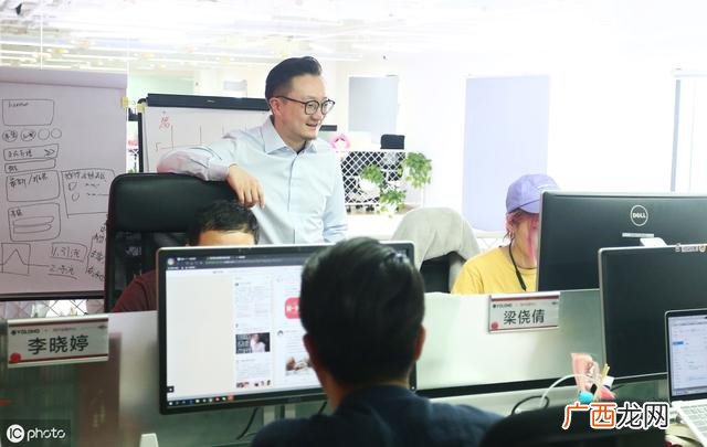 富二代成功的案例 靠自己创业最有钱的年轻人