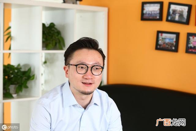 富二代成功的案例 靠自己创业最有钱的年轻人