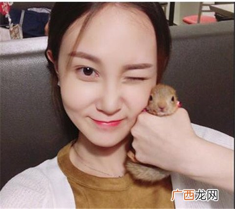 撩妹子的绝招聊天句子大全简短幽默一点