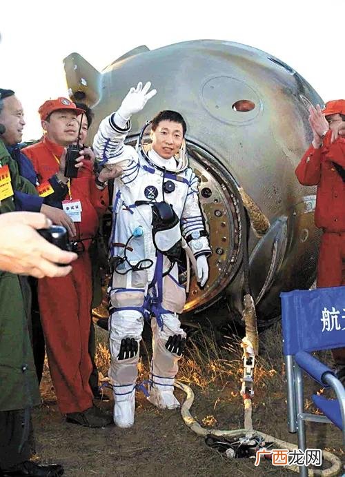 名人目标而奋斗的例子 为梦想而创业的事例