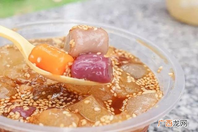 广州市最全的零食批发市场 特色零食批发一手货源