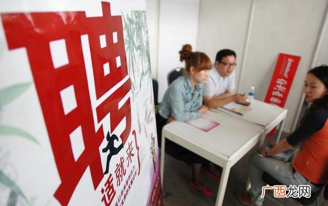 现在的大学生该如何创业 大学生应该如何创业论文