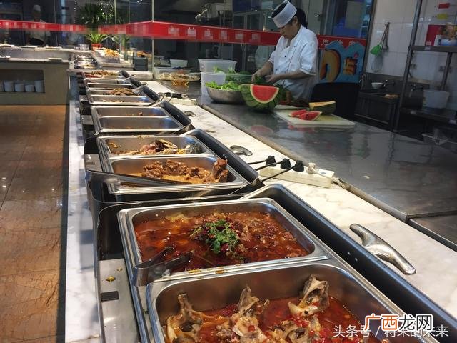 69元自助餐厅一年利润多少,15元自助餐有多少利润