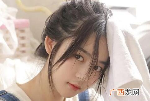 女生把你当备胎的迹象，说这些话就是把你当备胎
