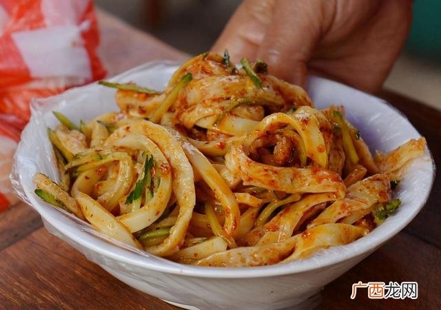 有什么特色的小吃好卖,小学门口卖什么小吃比较好