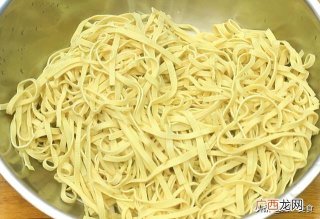油豆腐皮怎么凉拌好吃,油豆皮的做法大全