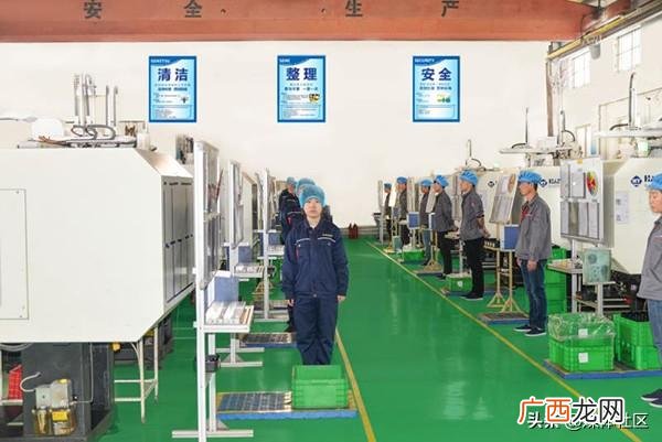卖一次性水晶餐具挣钱吗 一次性航空水晶餐具市场前景