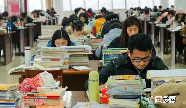 研究生毕业能干什么工作 研究生毕业后好找工作吗