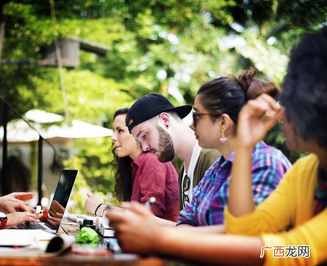 大学生创业筹资的来源 国外大学生创业融资现状