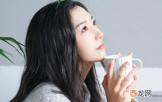 用阿伦森效应夸女生，女生会对你念念不忘