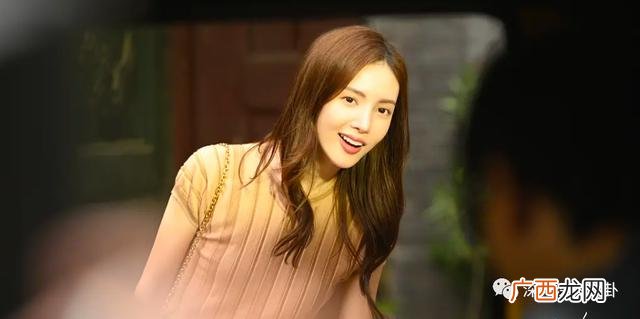 夸女儿的句子发圈用,创业发圈的句子