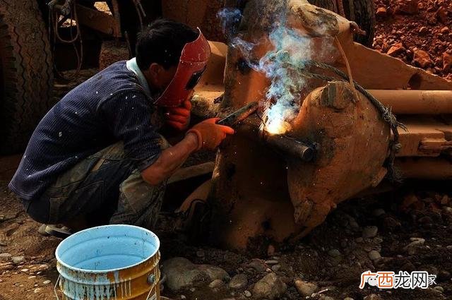 工地招小工180元,女生在工地当小工