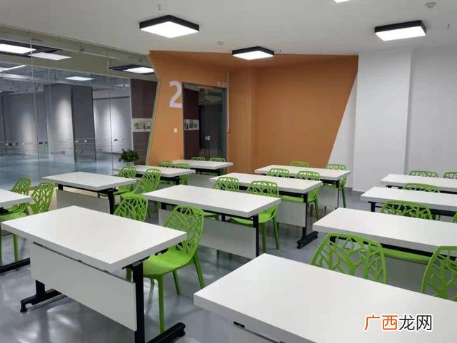 大学生创业基金 大学生创新创业中心网站