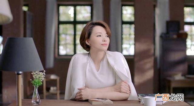 女人活得漂亮的霸气说说,董卿给女人的人生格言