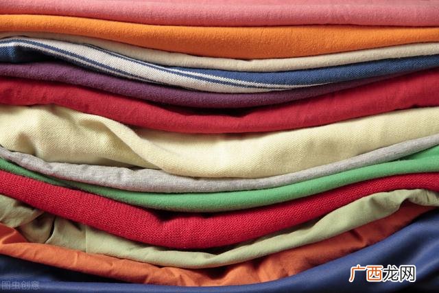 哪里有回收化妆品的,旧衣服回收多少钱一斤