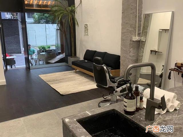 创业人生怎么修改 创业人生辅助器