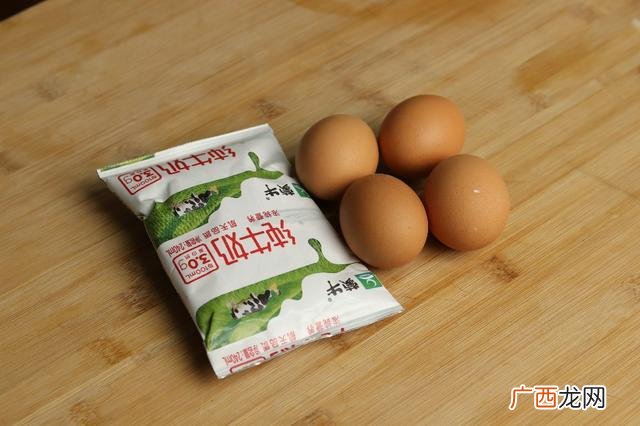 电饭煲蛋糕的做法,网红糕点有哪些窍门
