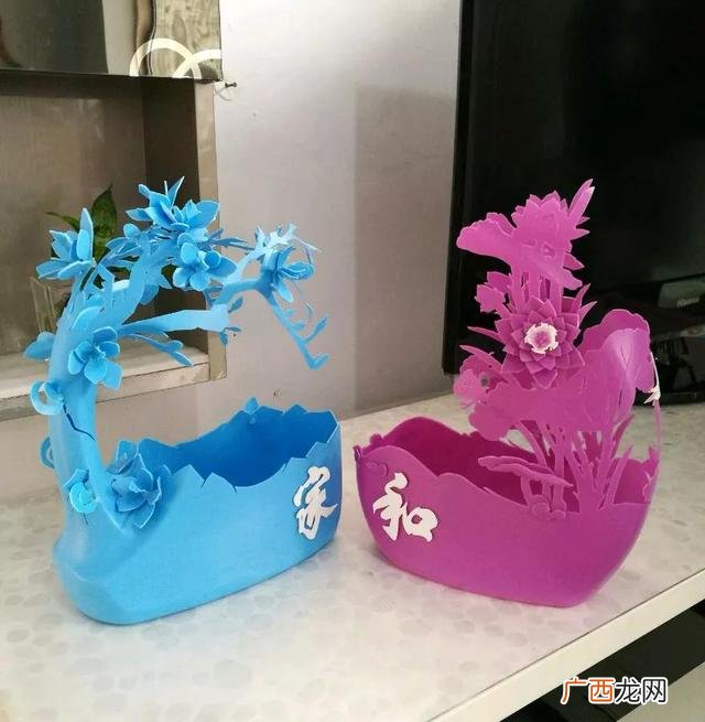 洗衣液瓶子怎么做喷壶,用洗衣液瓶做手工作品