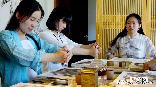 月入2万的10个小生意 在农村开什么店铺赚钱