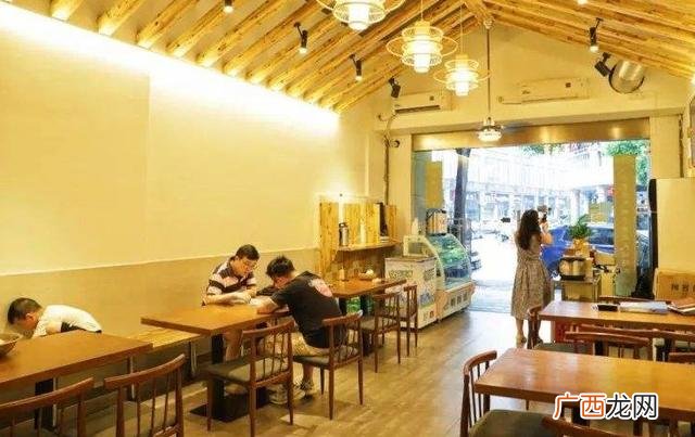 无本钱一个月内赚5万 什么早餐生意适合一个人做