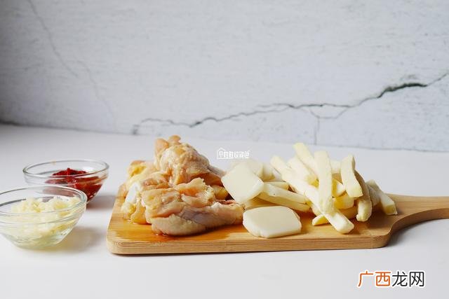 炸鸡如何让鸡皮脆,炸鸡店外卖怎么保持脆