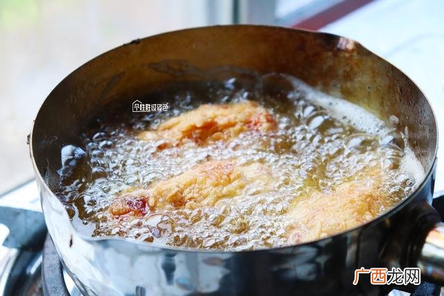 炸鸡如何让鸡皮脆,炸鸡店外卖怎么保持脆