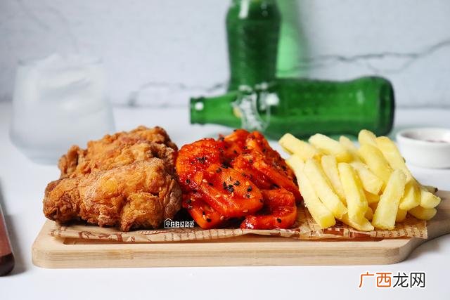 炸鸡如何让鸡皮脆,炸鸡店外卖怎么保持脆