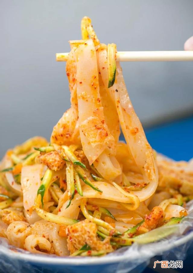 四川摆摊小吃大全,2020最火爆的街边小吃