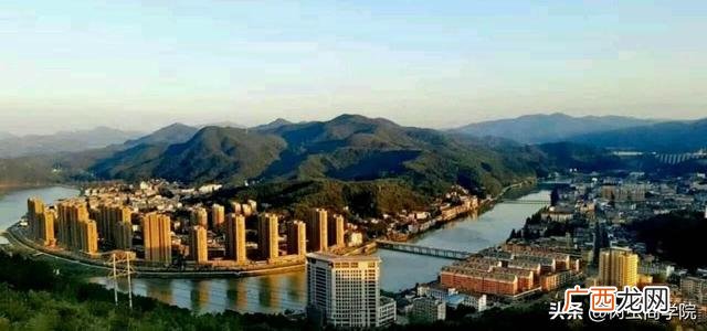 县城暴利小生意有哪些 适合投资的小本生意