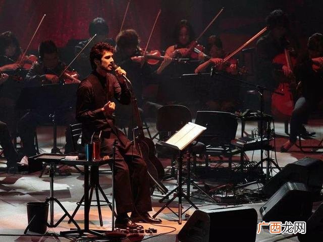 老酒馆片尾曲歌词,创业年代片尾曲演唱者